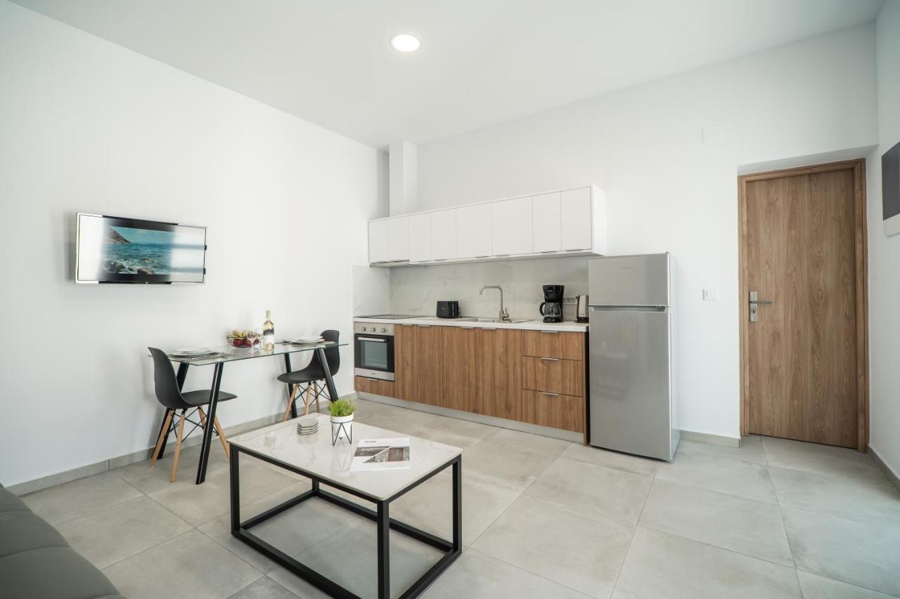Kiani Apts Каливес Экстерьер фото